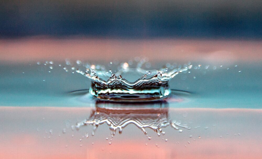 Gota D'água reflexo com imagem macro
