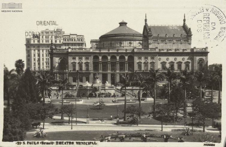 Theatro Municipal de São Paulo na década de 1930 (Imagem Arquivo Nacional)